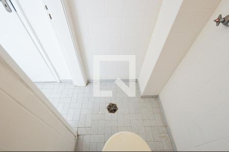 Apartamento à venda com 70m², 2 quartos e 1 vaga Apartamento à venda com 70m², 2 quartos e 1 vagaBanheiro de Serviço