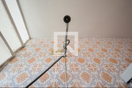 Apartamento à venda com 70m², 2 quartos e 1 vaga Apartamento à venda com 70m², 2 quartos e 1 vagaBanheiro