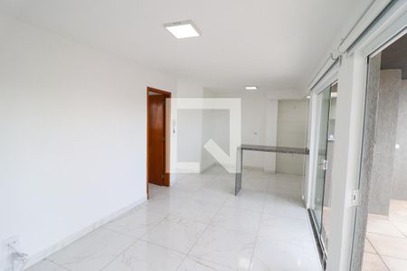 Sala de TV de apartamento à venda com 2 quartos, 75m² em Chácara Califórnia, São Paulo