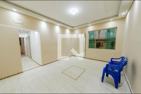 Apartamento à venda com 120m², 3 quartos e sem vagaSala