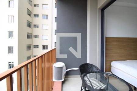 Varanda de kitnet/studio para alugar com 1 quarto, 25m² em Perdizes, São Paulo