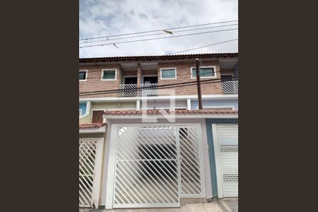 Casa à venda com 240m², 5 quartos e 3 vagas Casa à venda com 240m², 5 quartos e 3 vagasFACHADA