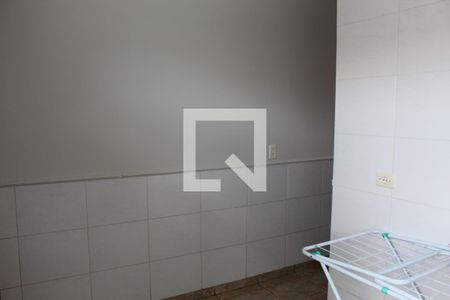 Casa à venda com 240m², 5 quartos e 3 vagasÁREA DE SERVIÇO