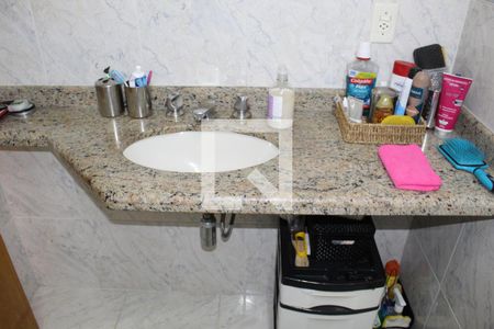 Casa à venda com 240m², 5 quartos e 3 vagasBANHEIRO DA SUÍTE 3