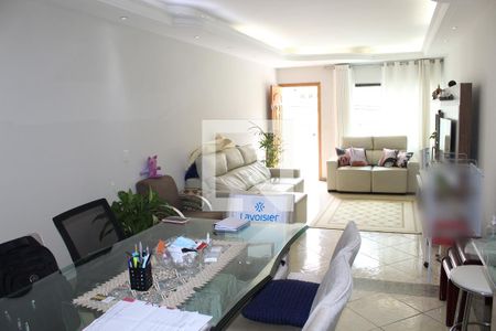 SALA de casa à venda com 5 quartos, 240m² em Vila Aurora (zona Norte), São Paulo