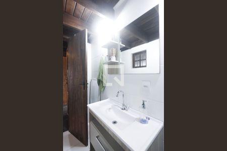 Casa à venda com 144m², 3 quartos e 5 vagas Casa à venda com 144m², 3 quartos e 5 vagasBanheiro suite