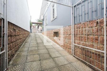 Casa à venda com 144m², 3 quartos e 5 vagas Casa à venda com 144m², 3 quartos e 5 vagasQuintal