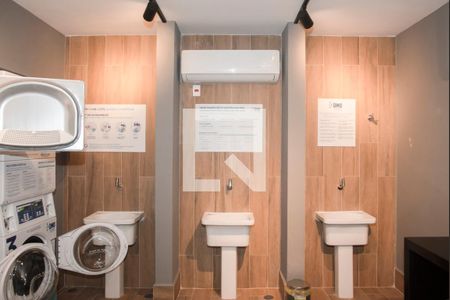 Studio para alugar com 24m², 1 quarto e sem vaga Studio para alugar com 24m², 1 quarto e sem vagaÁrea comum - Lavanderia