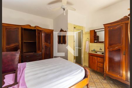 Casa à venda com 330m², 3 quartos e 2 vagas Casa à venda com 330m², 3 quartos e 2 vagasSuíte 2