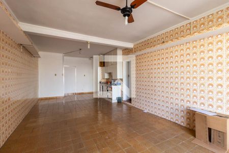 Casa à venda com 330m², 3 quartos e 2 vagas Casa à venda com 330m², 3 quartos e 2 vagasGaragem 1