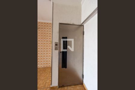 Casa à venda com 330m², 3 quartos e 2 vagas Casa à venda com 330m², 3 quartos e 2 vagasElevador