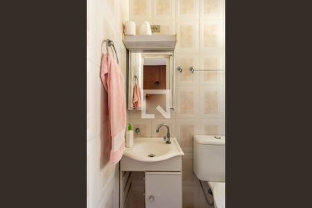 Casa à venda com 330m², 3 quartos e 2 vagas Casa à venda com 330m², 3 quartos e 2 vagasBanheiro da Suíte 1