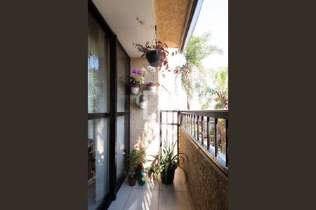 Sacada de apartamento à venda com 2 quartos, 68m² em Jaguaribe, Osasco