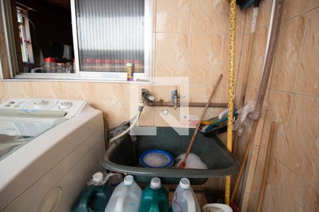 Casa à venda com 310m², 3 quartos e 5 vagas Casa à venda com 310m², 3 quartos e 5 vagasTanque