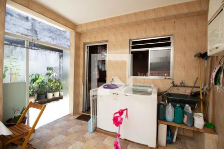 Casa à venda com 310m², 3 quartos e 5 vagas Casa à venda com 310m², 3 quartos e 5 vagasÁrea de Serviço