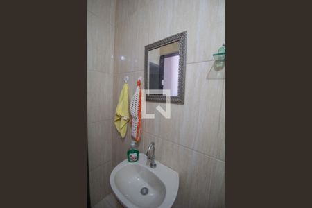 Casa à venda com 310m², 3 quartos e 5 vagas Casa à venda com 310m², 3 quartos e 5 vagasBanheiro 2