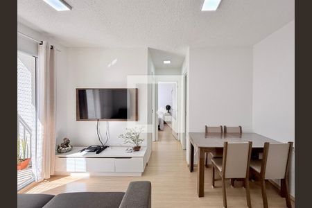 Sala de apartamento para alugar com 2 quartos, 49m² em Santo Amaro, São Paulo