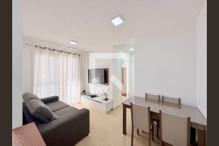 Sala de apartamento para alugar com 2 quartos, 49m² em Santo Amaro, São Paulo