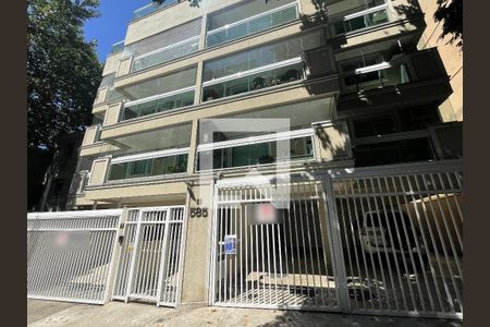 Apartamento à venda com 67m², 2 quartos e 1 vagaPLACA/Fachada