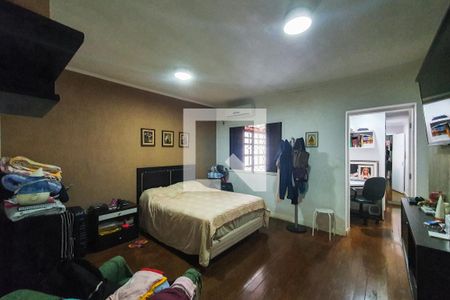 Casa à venda com 190m², 2 quartos e 2 vagas Casa à venda com 190m², 2 quartos e 2 vagasQuarto 2 - suite