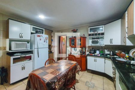 Casa à venda com 190m², 2 quartos e 2 vagas Casa à venda com 190m², 2 quartos e 2 vagasCozinha