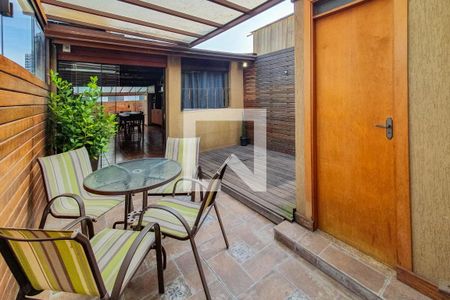 Casa à venda com 190m², 2 quartos e 2 vagas Casa à venda com 190m², 2 quartos e 2 vagasTerraço / Churrasqueira