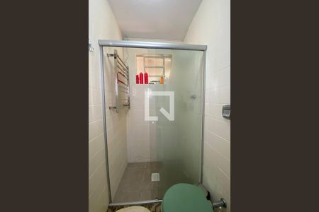 Casa à venda com 190m², 2 quartos e 2 vagasbanheiro do escritório