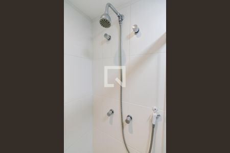 Apartamento para alugar com 74m², 2 quartos e 2 vagas Apartamento para alugar com 74m², 2 quartos e 2 vagasBanheiro 2 Chuveiro