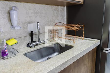 Apartamento para alugar com 74m², 2 quartos e 2 vagas Apartamento para alugar com 74m², 2 quartos e 2 vagasCozinha Pia