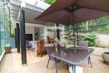 Apartamento para alugar com 99m², 2 quartos e 2 vagasÁrea comum - Churrasqueira