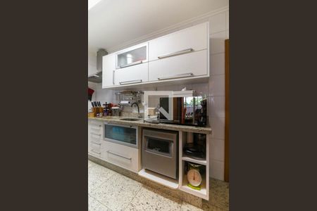 Apartamento para alugar com 99m², 2 quartos e 2 vagasCozinha