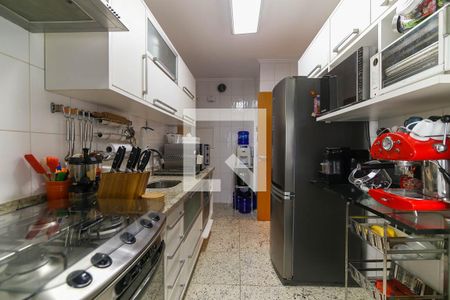 Apartamento para alugar com 99m², 2 quartos e 2 vagasCozinha