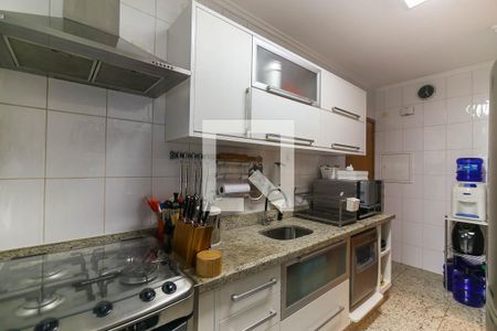 Apartamento para alugar com 99m², 2 quartos e 2 vagasCozinha