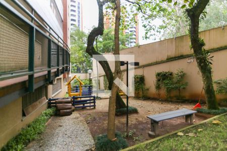 Apartamento para alugar com 99m², 2 quartos e 2 vagasÁrea comum - Playground
