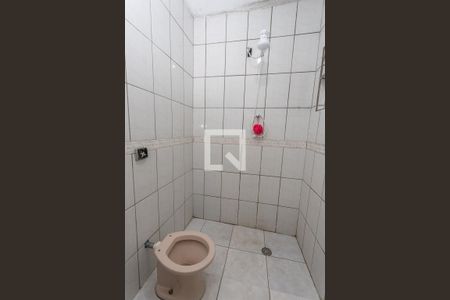 Casa 1 - banheiro  de casa à venda com 3 quartos, 100m² em Centro, Diadema