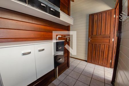 Área de serviço de casa de condomínio para alugar com 2 quartos, 60m² em Barra da Lagoa, Florianópolis