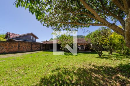 Quintal de casa de condomínio para alugar com 2 quartos, 60m² em Barra da Lagoa, Florianópolis