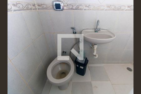 Casa à venda com 240m², 4 quartos e 4 vagasBanheiro da Suíte 3