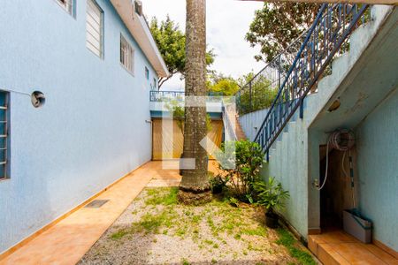 Casa à venda com 240m², 4 quartos e 4 vagasQuintal
