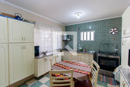 Casa à venda com 240m², 4 quartos e 4 vagasCozinha