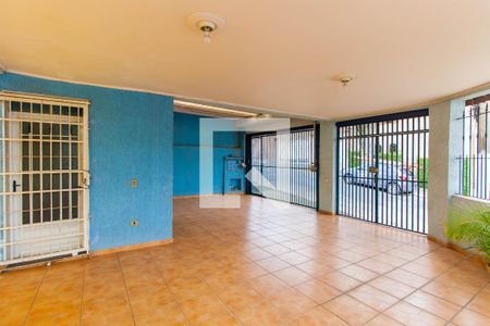 Casa à venda com 240m², 4 quartos e 4 vagasGaragem