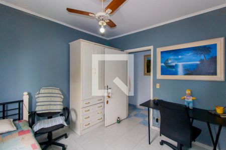 Casa à venda com 240m², 4 quartos e 4 vagasSuíte 2