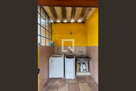 Casa à venda com 240m², 4 quartos e 4 vagasLavanderia