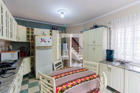 Casa à venda com 240m², 4 quartos e 4 vagasCozinha