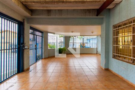 Casa à venda com 240m², 4 quartos e 4 vagasGaragem
