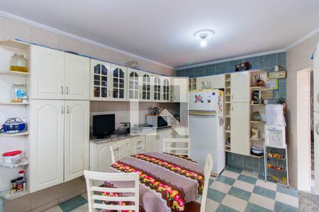 Casa à venda com 240m², 4 quartos e 4 vagasCozinha