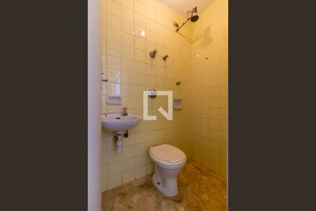 Apartamento à venda com 123m², 3 quartos e 1 vaga Apartamento à venda com 123m², 3 quartos e 1 vagaBanheiro de serviço