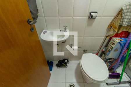 Apartamento à venda com 132m², 3 quartos e 3 vagasBanheiro de Serviço