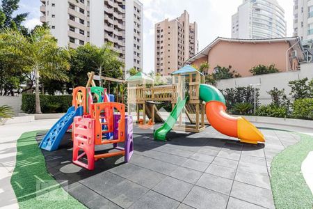 Apartamento à venda com 132m², 3 quartos e 3 vagasÁrea Comum - Playground