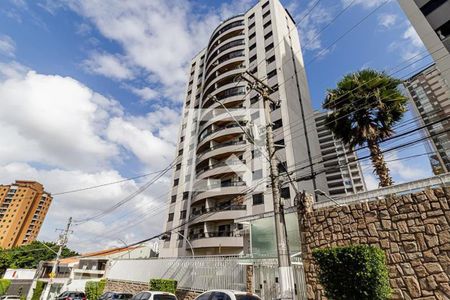 Apartamento à venda com 132m², 3 quartos e 3 vagasFachada